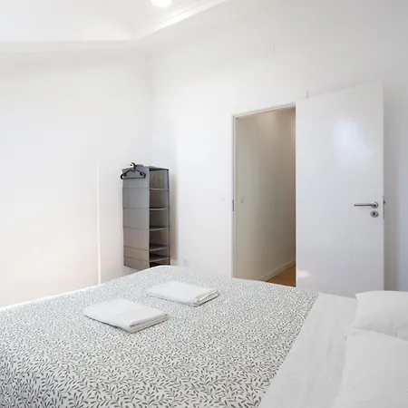 Casa Da Vizinha * Lisbon